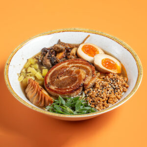 2. Asian House Ramen με Τρούφα