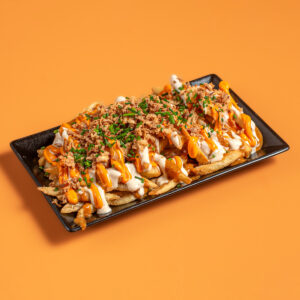 1. Loaded Τηγανητές Πατάτες Asian House Special με Cheddar sauce